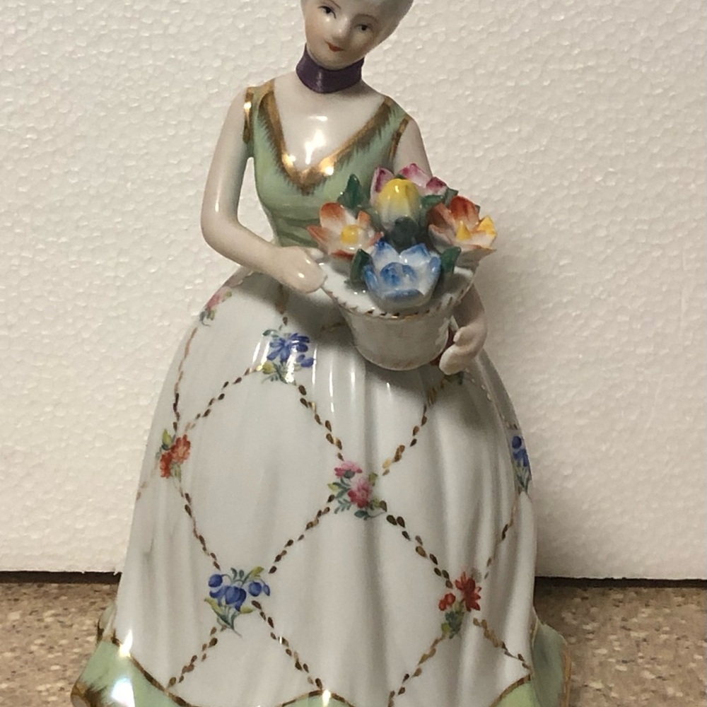 Porcelain Figurine of a Victorian Lady Holding a Basket of Flowers 1950’s